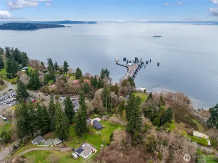 $749,950 | 11009 Asta Lane Southwest, Vashon, WA 98070