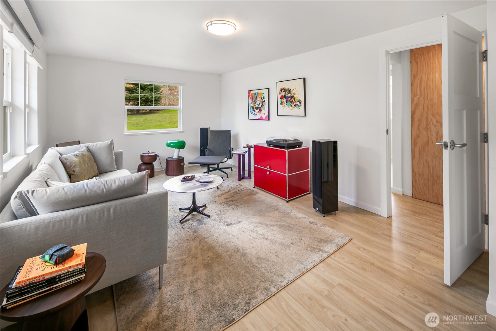 11009 Asta Lane Southwest Vashon, WA 98070 - Photo 6 of 34