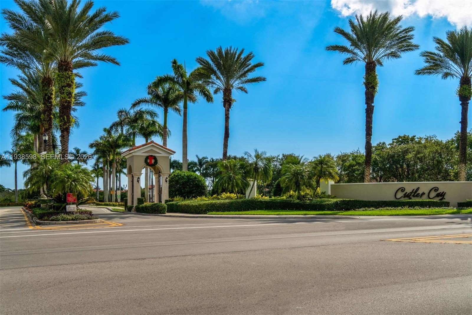 7548 Southwest 190th Street Cutler Bay, FL 33157 - Photo 39 of 53