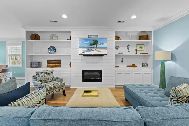 $375,000 | 203 Beverly Drive, Goose Creek, SC 29445