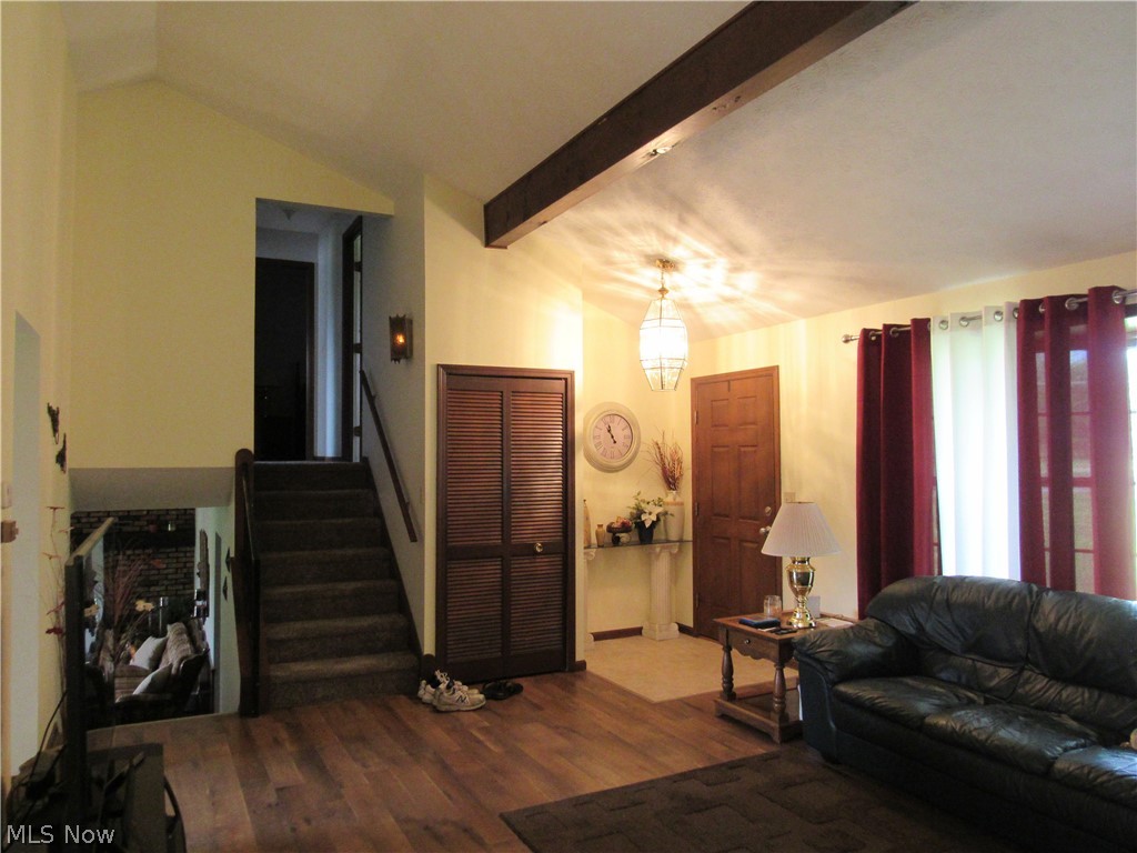5767 Carsten Road Medina, OH 44256 - Photo 5 of 30 Gallery Image 5