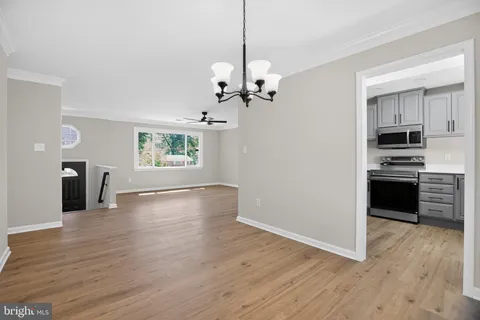 $879,900 | 8600 Washington Avenue, Alexandria, VA 22309