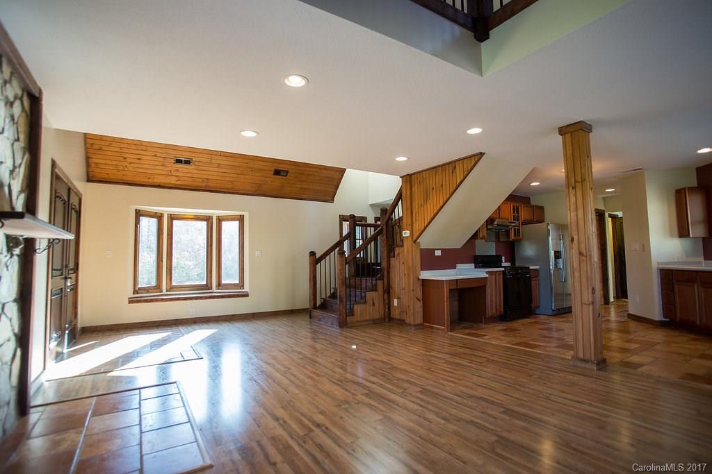 402 Marler Road Marion, NC 28752 - Photo 3 of 23 Gallery Image 3