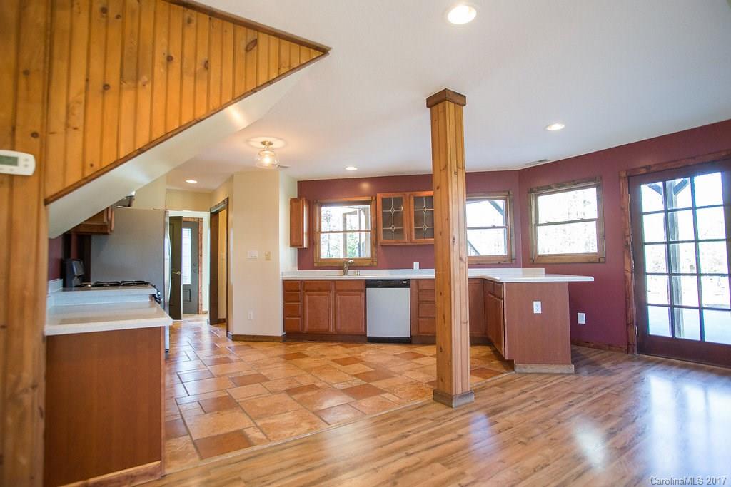 402 Marler Road Marion, NC 28752 - Photo 4 of 23 Gallery Image 4