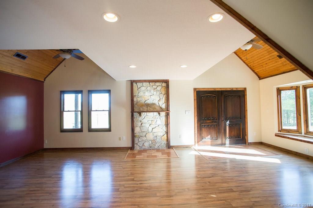 402 Marler Road Marion, NC 28752 - Photo 6 of 23 Gallery Image 6