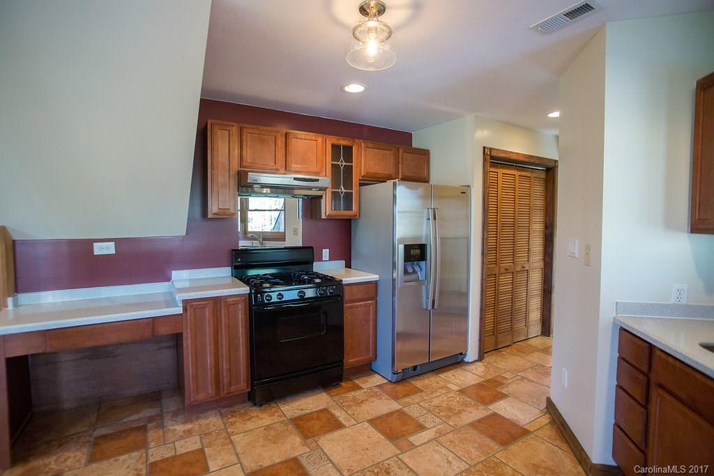 402 Marler Road Marion, NC 28752 - Photo 7 of 23 Gallery Image 7