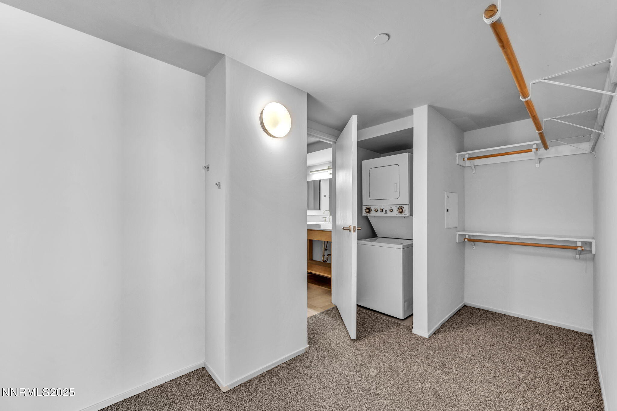 255 North Sierra Street, Unit 1908 Reno, NV 89501 - Photo 26 of 55 Closet/Laundry