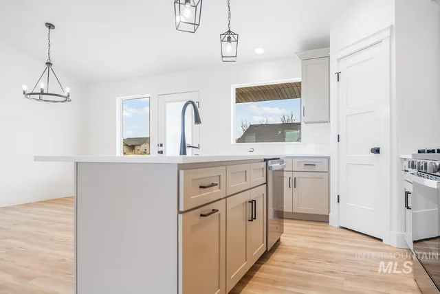 $379,000 | 925 East 23rd Avenue, Jerome, ID 83338