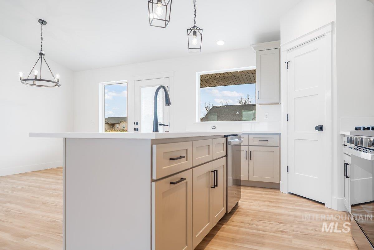 925 East 23rd Avenue Jerome, ID 83338 - Photo 5 of 21