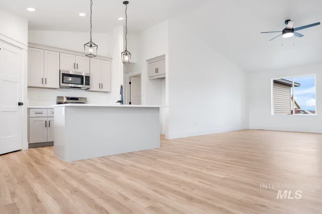 $379,000 | 925 East 23rd Avenue, Jerome, ID 83338