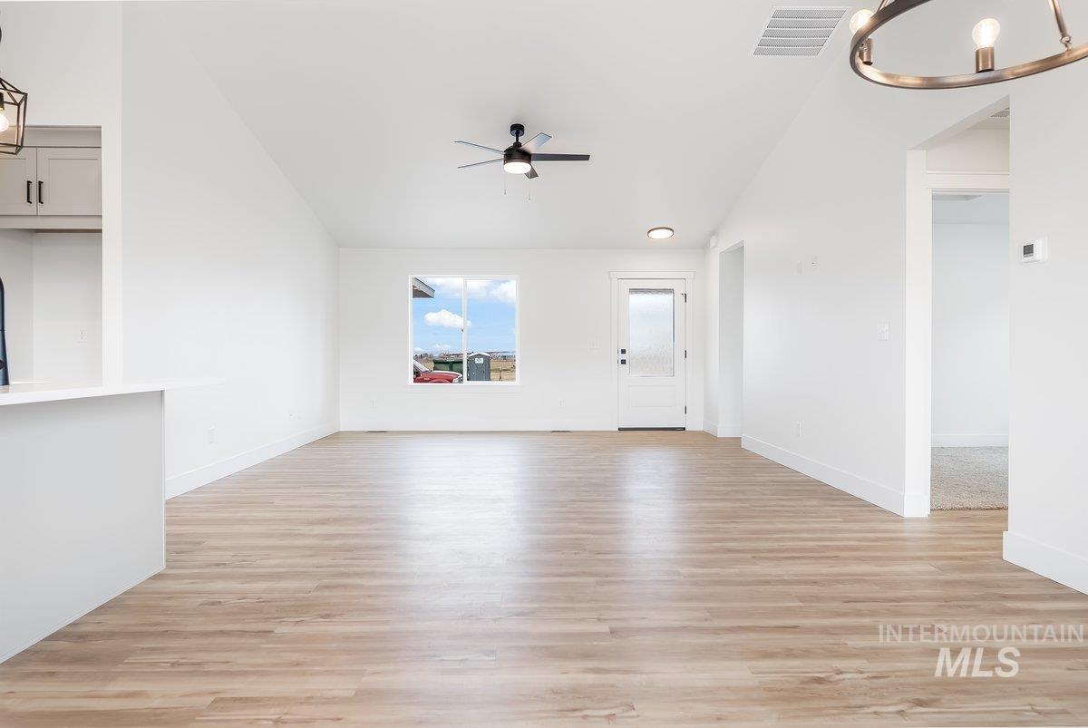 925 East 23rd Avenue Jerome, ID 83338 - Photo 8 of 21