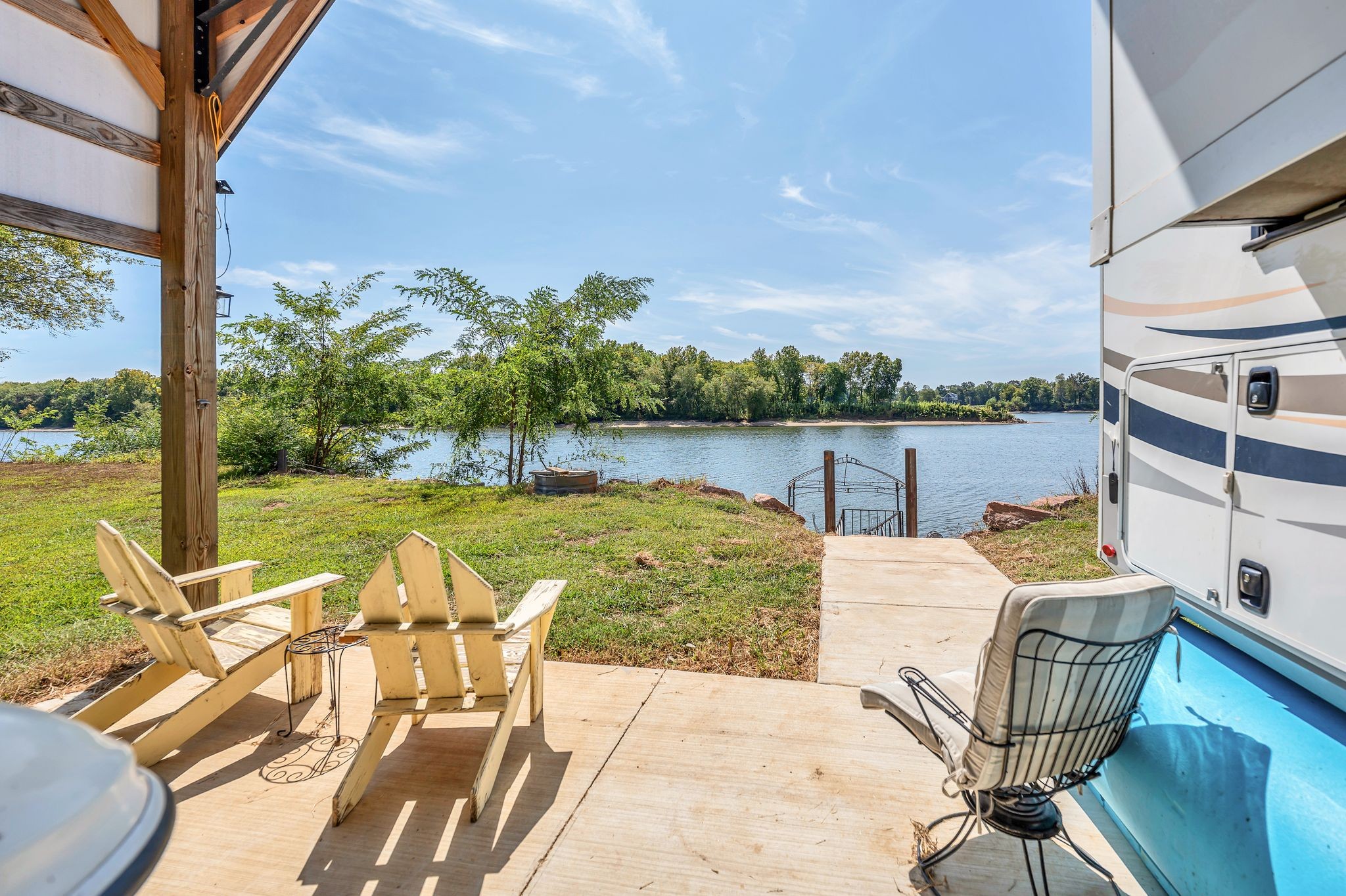 894 Lexi Lane Clifton, TN 38425 - Photo 21 of 35 a view of a swimming pool with an outdoor seating