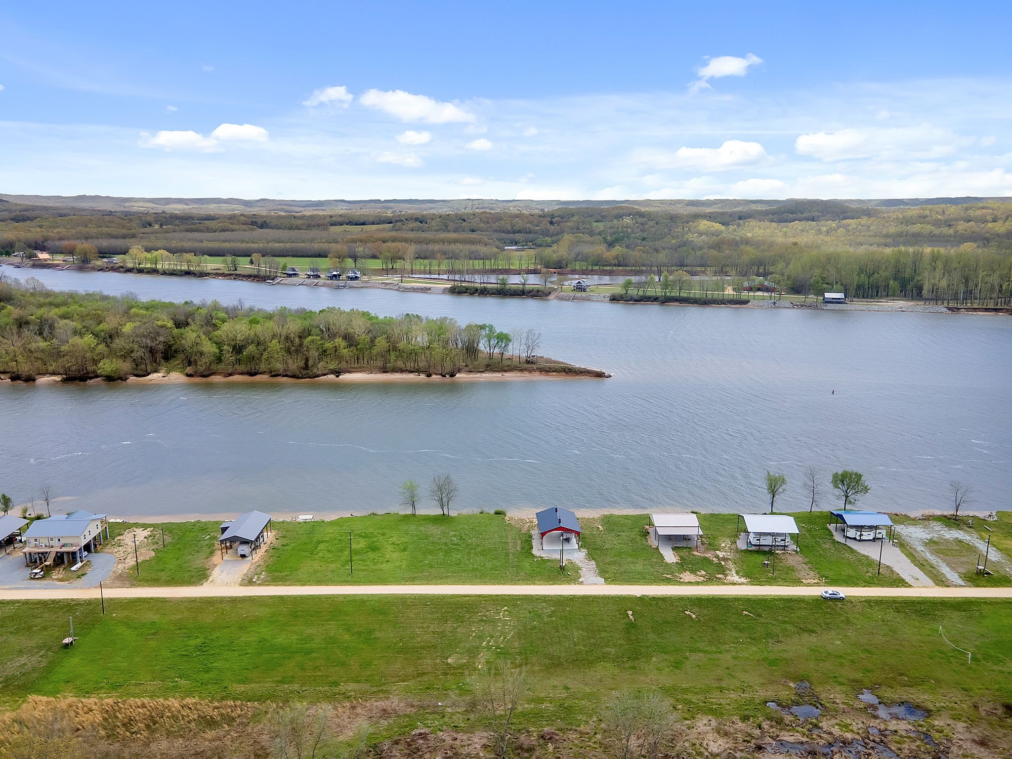 894 Lexi Lane Clifton, TN 38425 - Photo 7 of 35 a view of a lake with a city