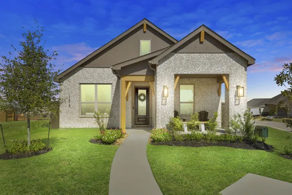 $334,900 | 11915 South Pavillion Drive, Mont Belvieu, TX 77523
