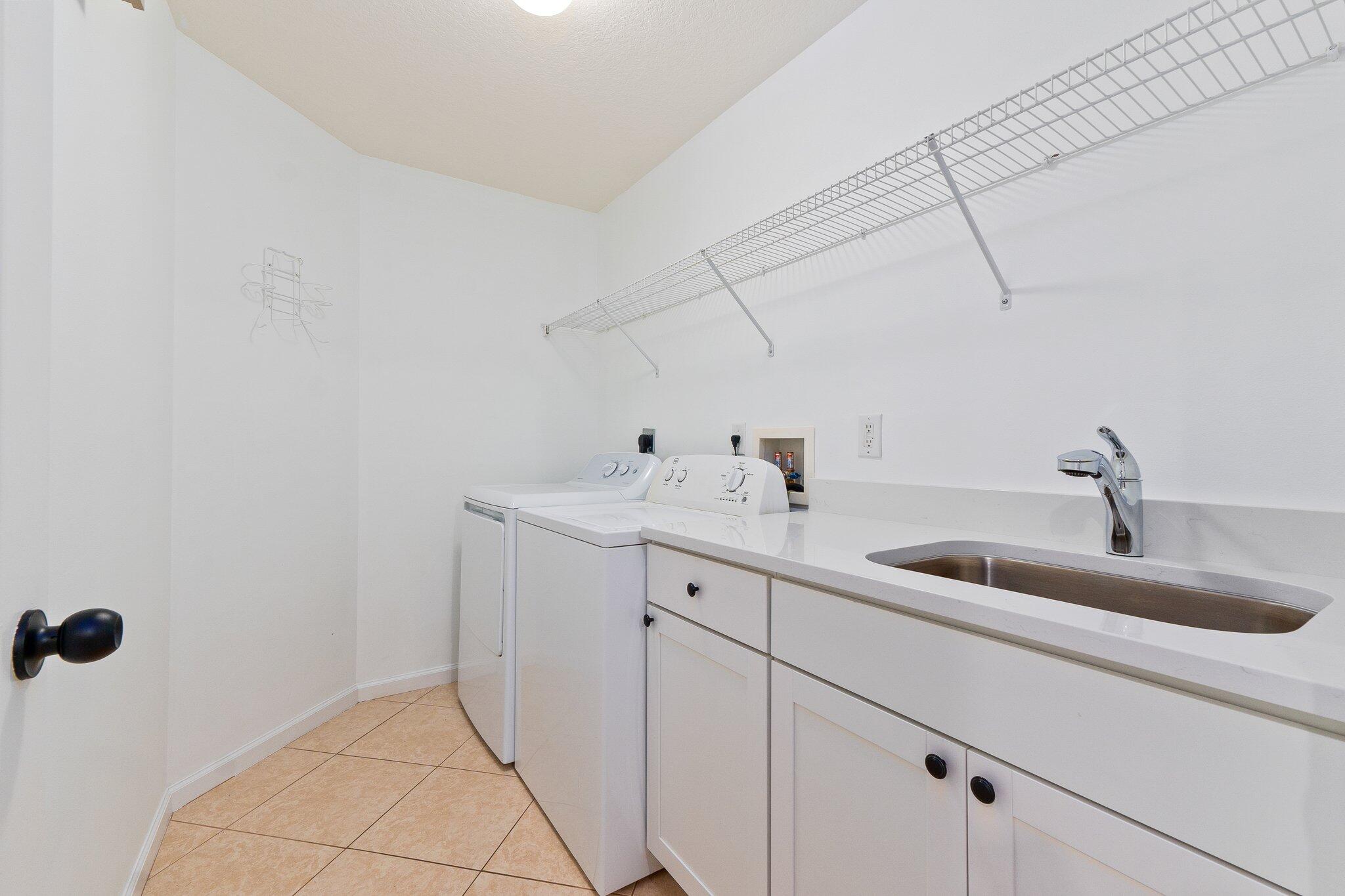 2648 Southwest Impala Way Stuart, FL 34997 - Photo 23 of 41 27
