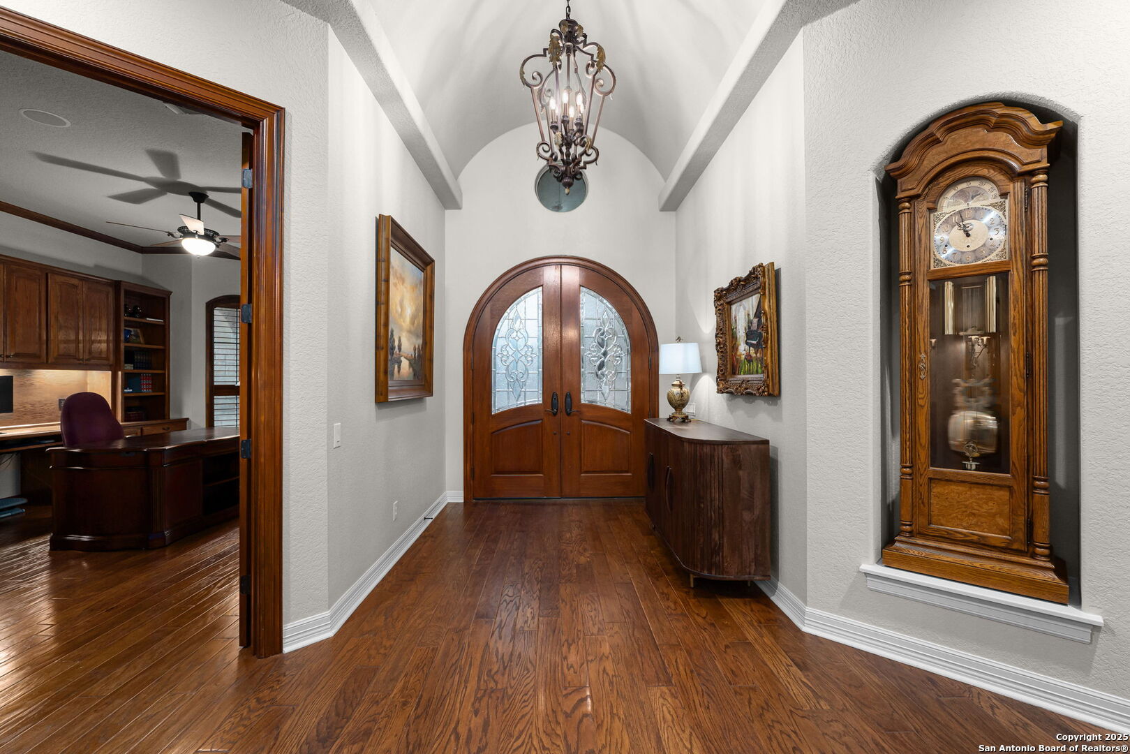 20027 Buckhead Lane Garden Ridge, TX 78266 - Photo 8 of 70 a view of entryway with wooden floor