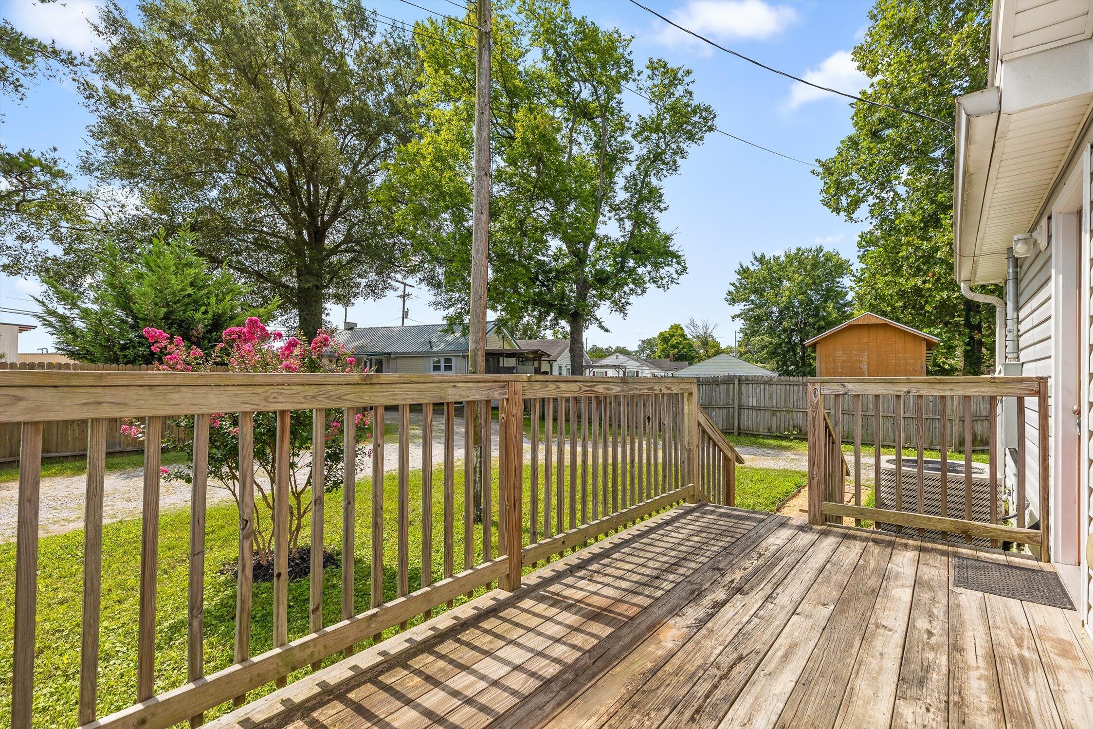 1309 Spring Creek Road Chattanooga, TN 37412 - Photo 25 of 30 25-Spring Creek-24