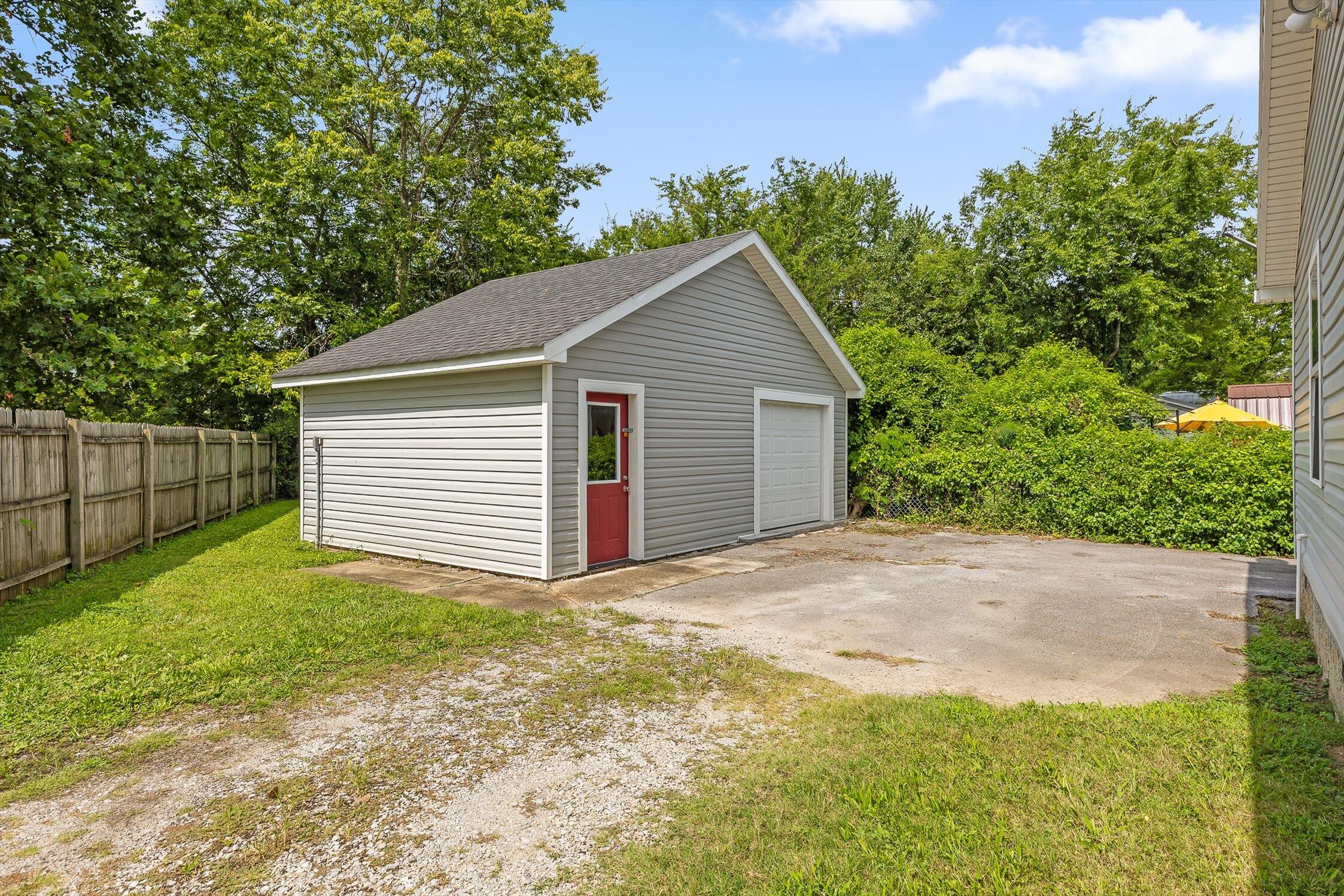 1309 Spring Creek Road Chattanooga, TN 37412 - Photo 5 of 30 26-Spring Creek-25