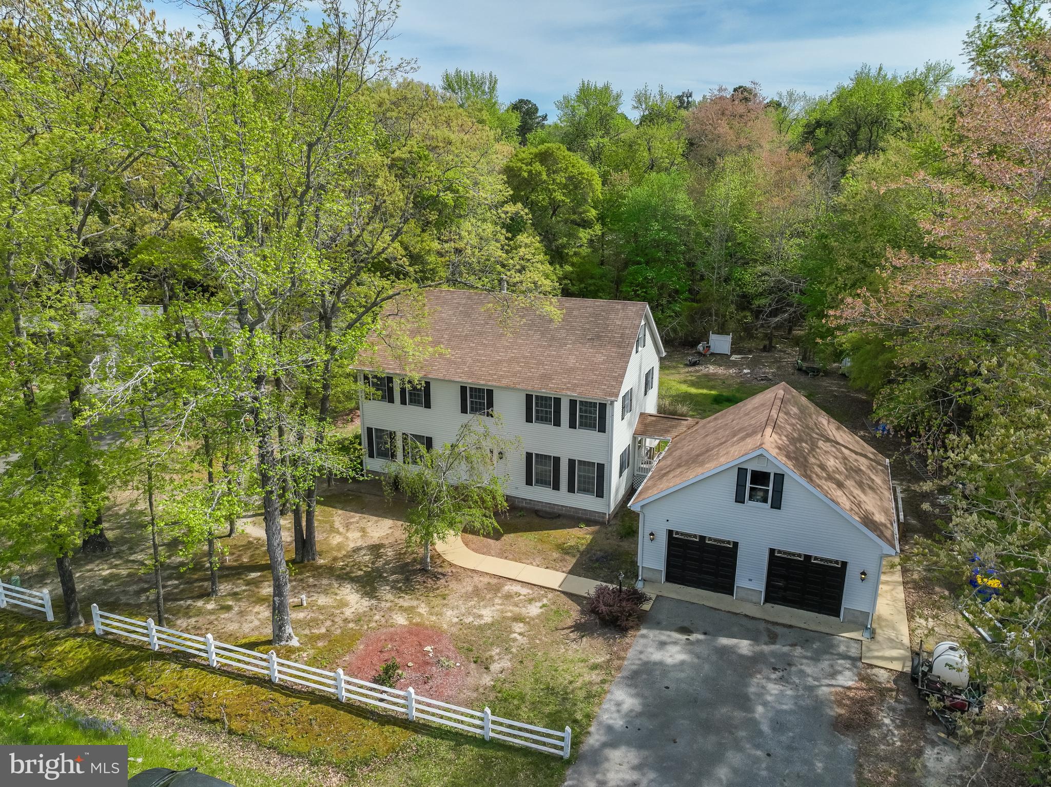 35588 Lizzard Hill Road Frankford, DE 19945 - Photo 2 of 39 front view of a house with a yard