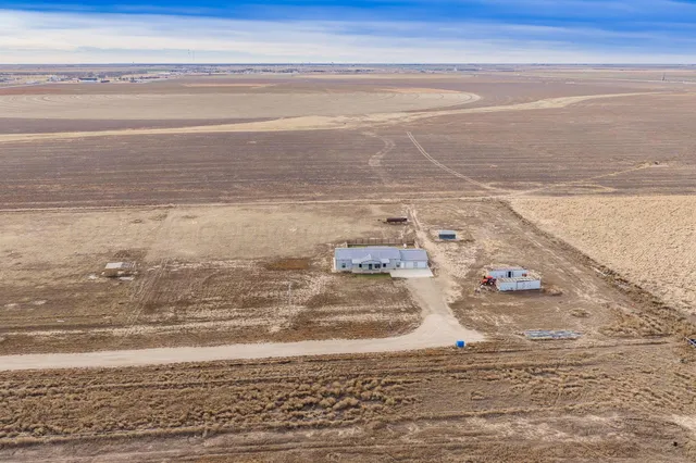 $490,000 | 11511 Schuman Road, Dumas, TX 79029