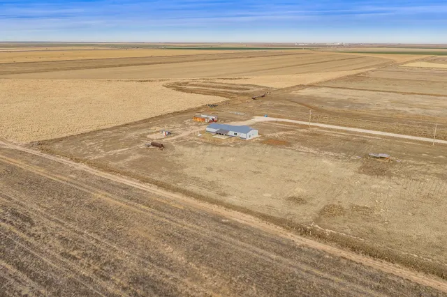 $490,000 | 11511 Schuman Road, Dumas, TX 79029