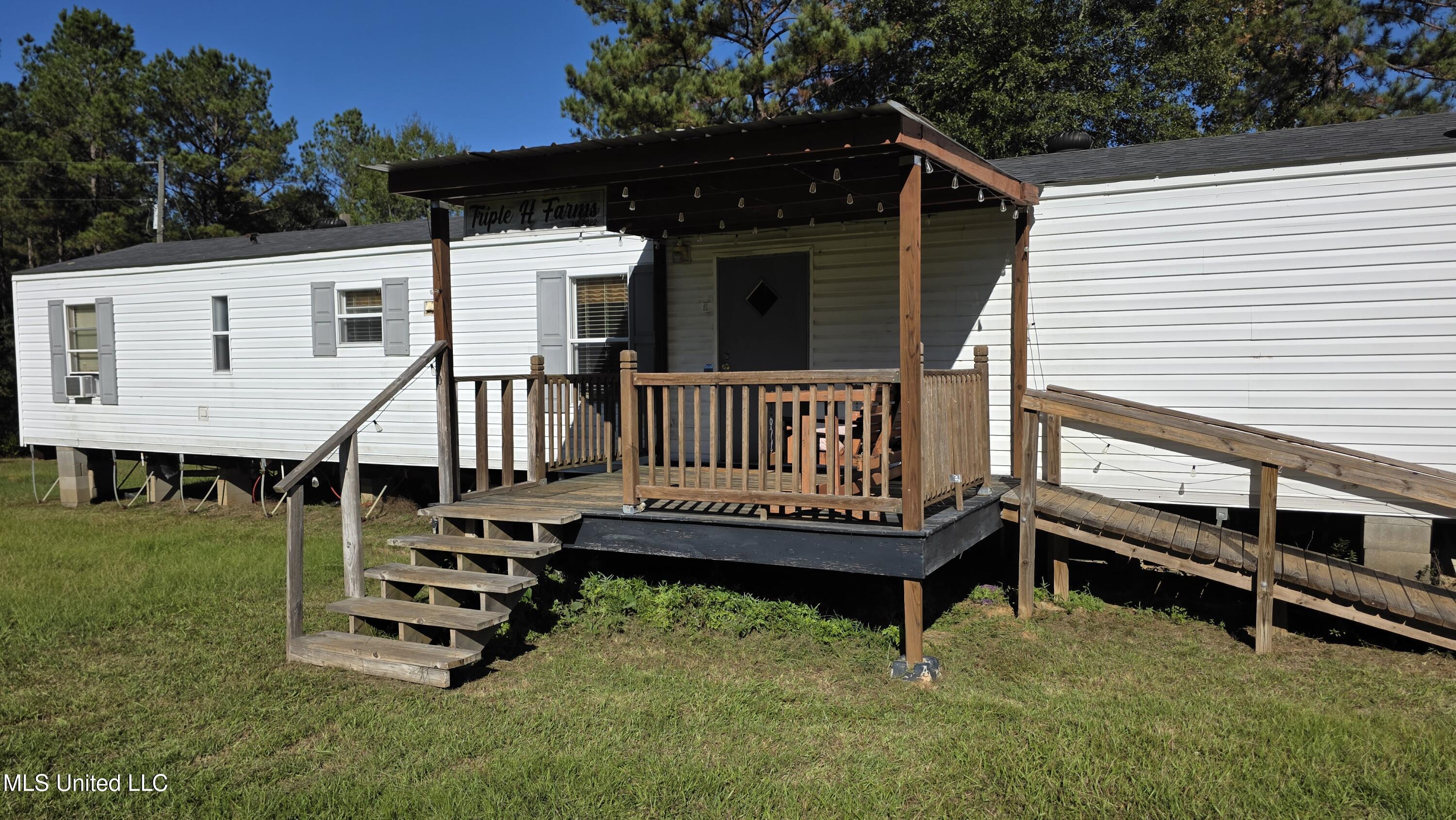 2182 Barto Leggett Road McComb, MS 39648 - Photo 14 of 69 2025-10-22 15.25.28