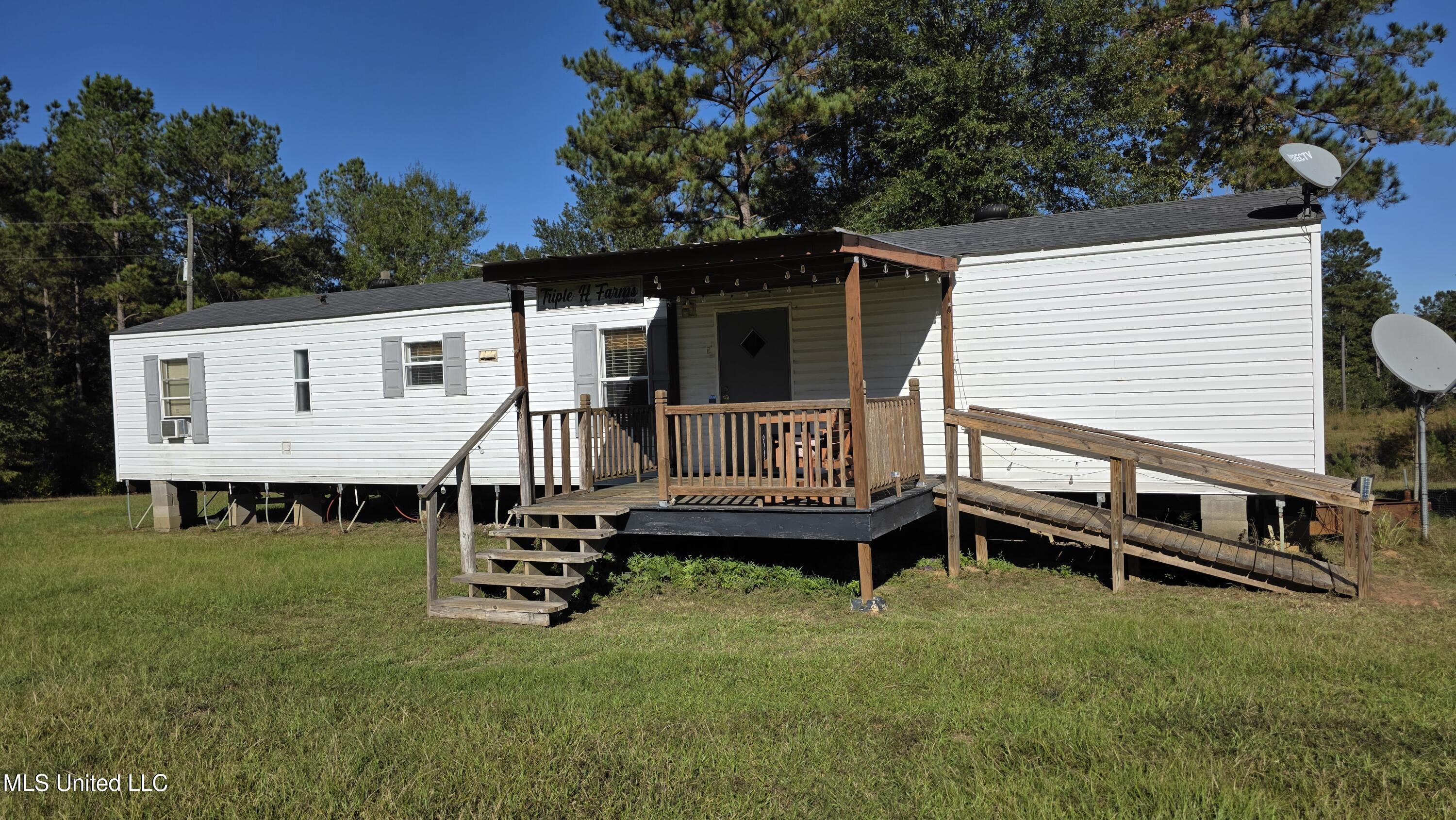 2182 Barto Leggett Road McComb, MS 39648 - Photo 2 of 69 2025-10-22 15.25.36