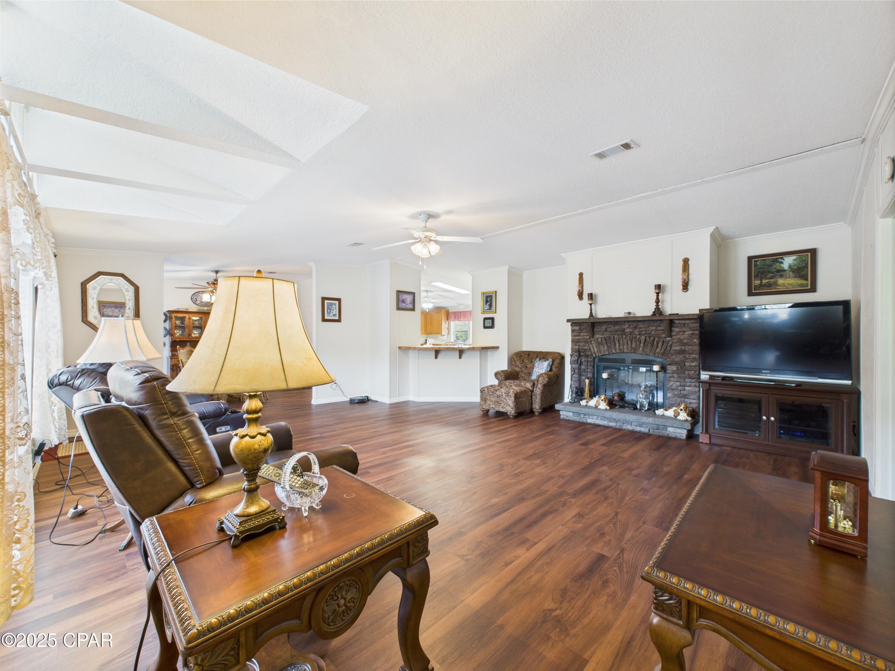 14224 Enfinger Road Youngstown, FL 32466 - Photo 8 of 38 Gallery Image 8