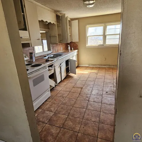 $179,950 | 2726 Bonanza Street, Lawrence, KS 66046