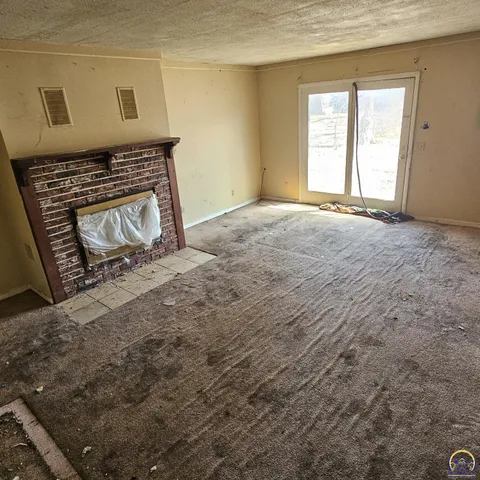 $179,950 | 2726 Bonanza Street, Lawrence, KS 66046