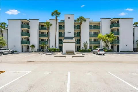 $250,000 | 2400 South Ocean Drive, Unit 6434, Hutchinson Island, FL 34949