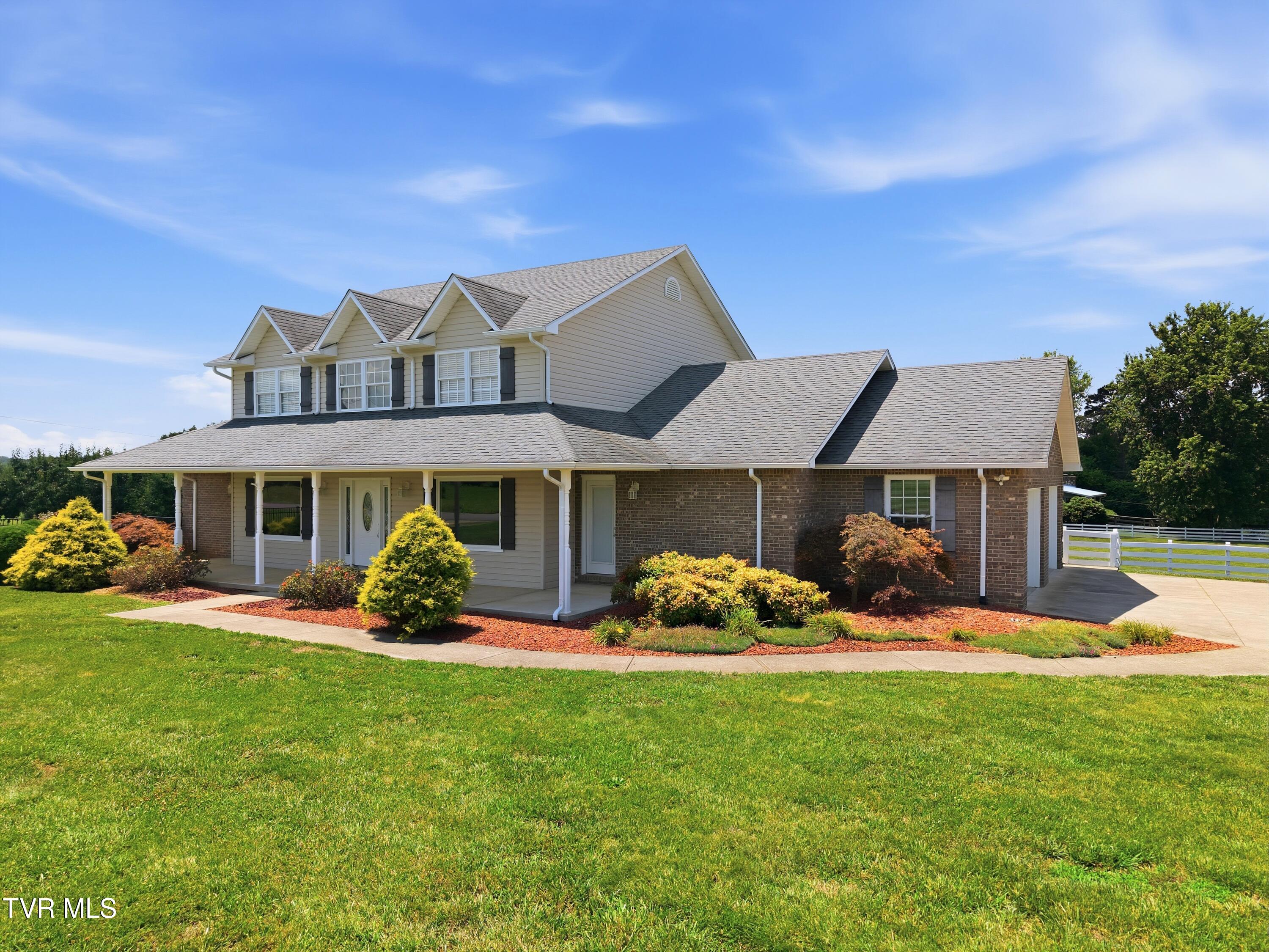 767 Possum Creek Road Greeneville, TN 37743 - Photo 4 of 69 3_767_possum_creek_rd_0002