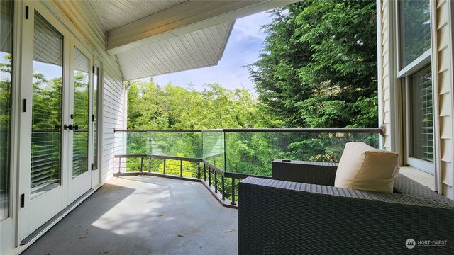 $1,550,000 | 1535 Magnolia Boulevard West, Seattle, WA 98199