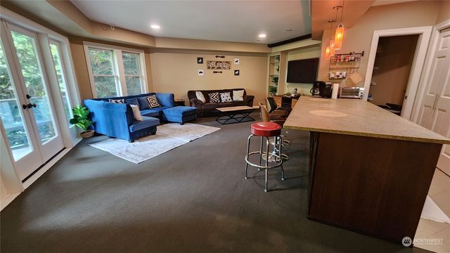 $1,550,000 | 1535 Magnolia Boulevard West, Seattle, WA 98199