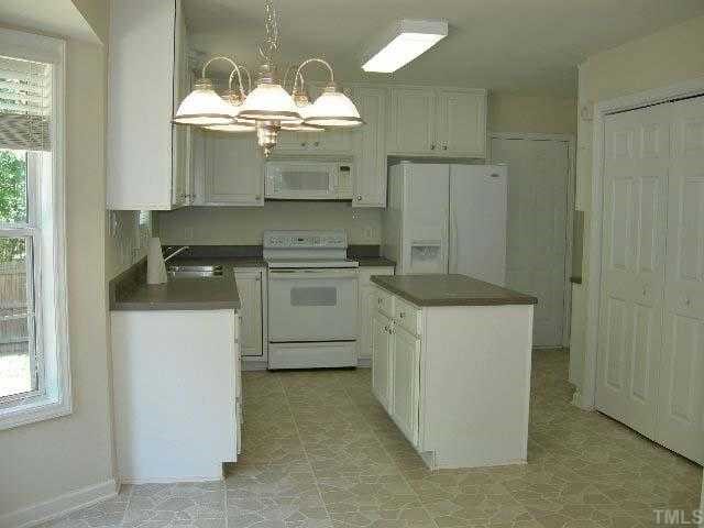 2708 Beehnon Way Raleigh, NC 27603 - Photo 2 of 10 Gallery Image 2