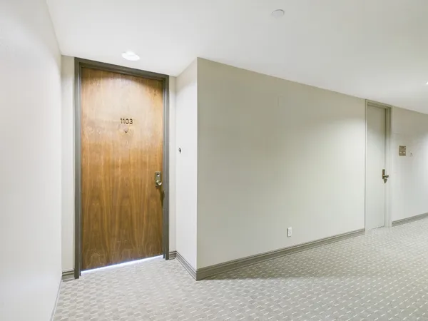 $2,800 | 5001 Woodway Drive, Unit 1103, Houston, TX 77056