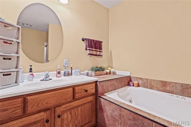 $249,900 | 305 North Thomas Street, De Soto, MO 63020