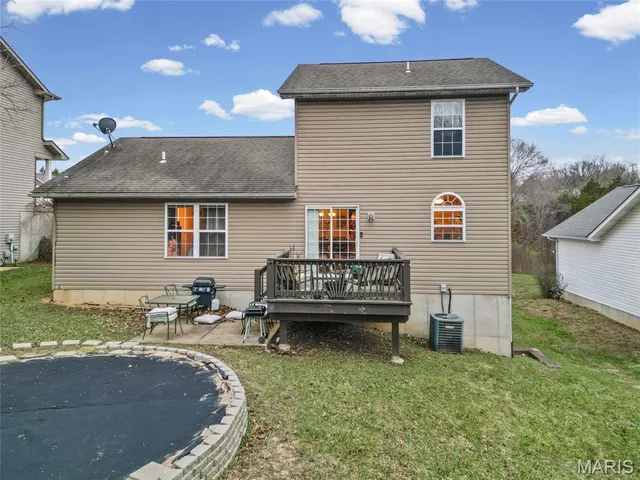 $249,900 | 305 North Thomas Street, De Soto, MO 63020