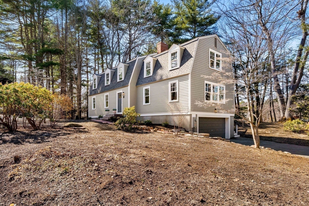 11 Woodholm Road Manchester, MA 01944 - Photo 39 of 42 Gallery Image 39