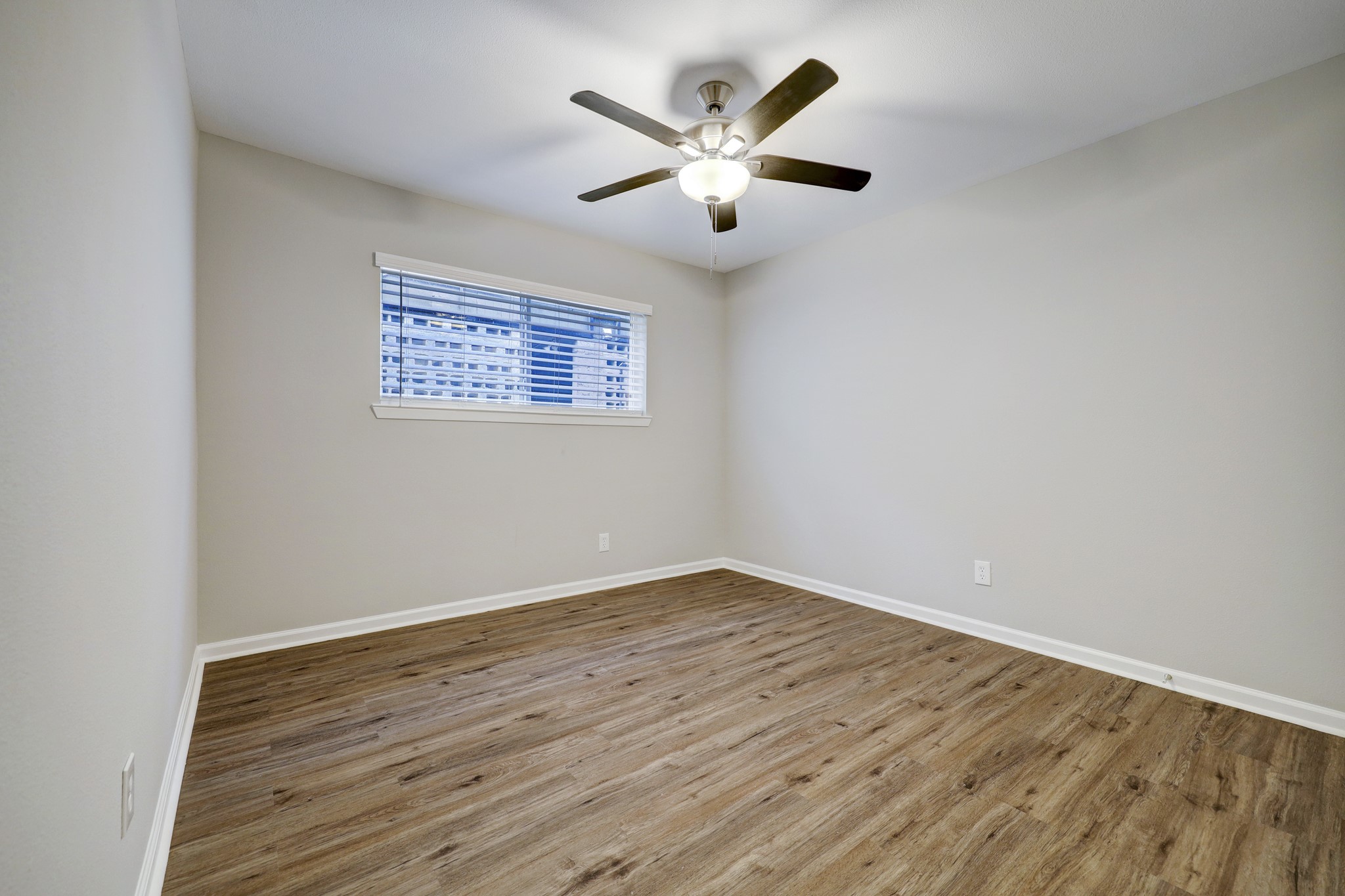 513 Ridge Street, Unit 13 Houston, TX 77009 - Photo 4 of 10