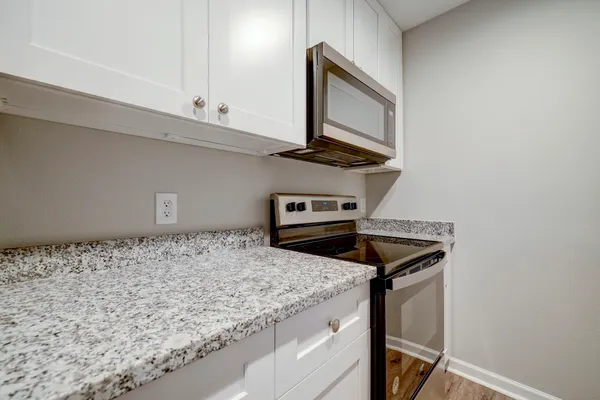 $1,300 | 513 Ridge Street, Unit 13, Houston, TX 77009