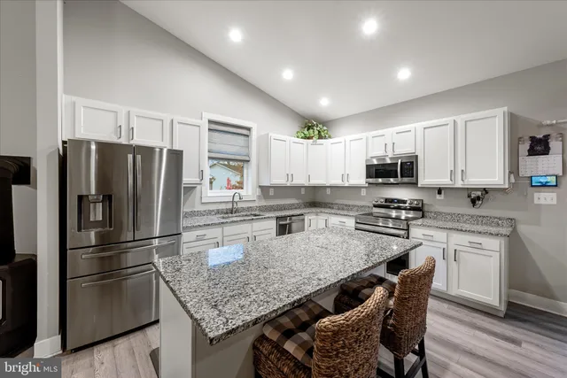 $449,900 | 103 Quail Court, Cross Junction, VA 22625