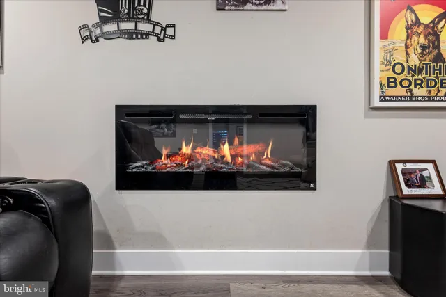 a view of a house with swimming pool and a yard