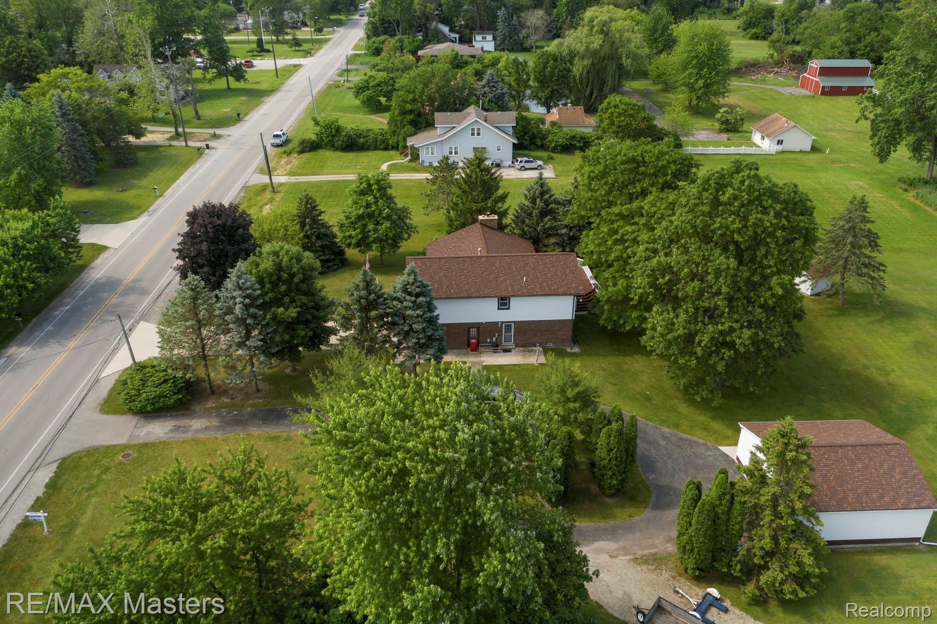 27604 Arsenal Road Flat Rock, MI 48134 - Photo 14 of 35 005-photo--7247889.jpg