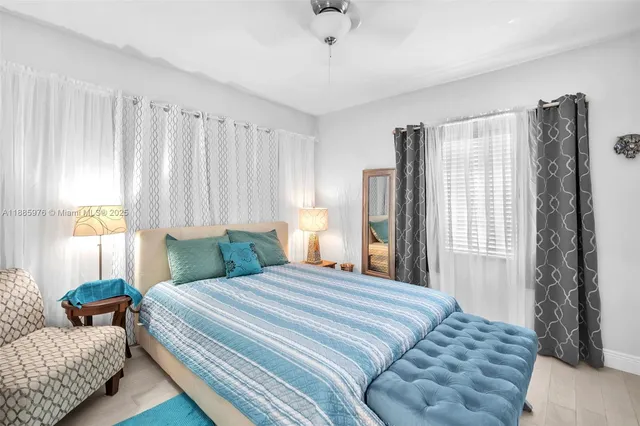 $2,999 | 1535 Jackson Street, Hollywood, FL 33020