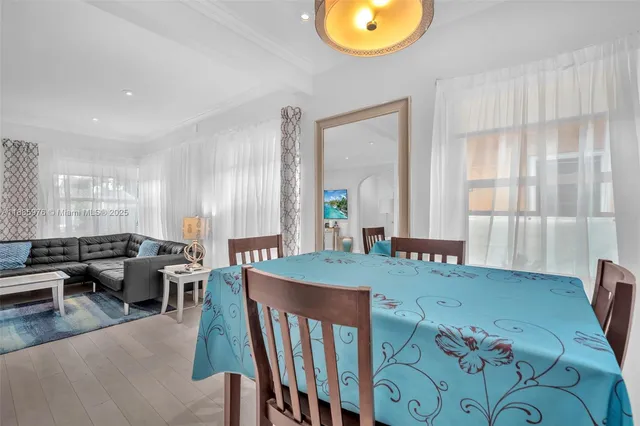 $2,999 | 1535 Jackson Street, Hollywood, FL 33020