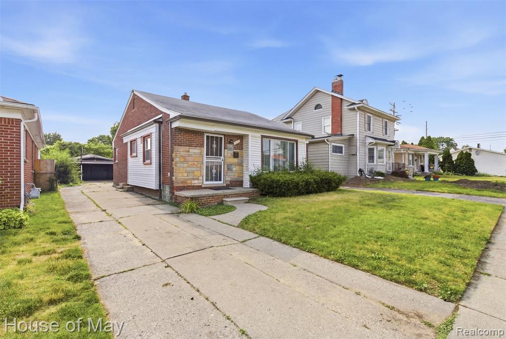 11411 Marion Redford, MI 48239 - Photo 2 of 12