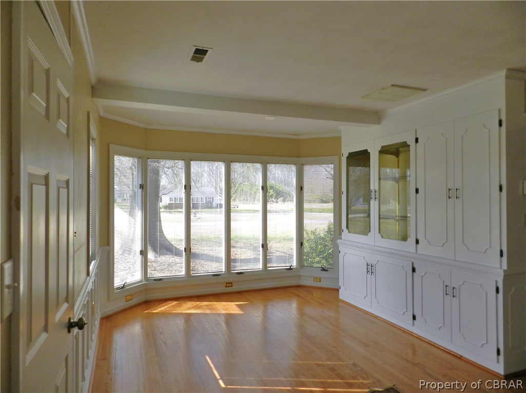 371 Gwynnville Road Hudgins, VA 23076 - Photo 3 of 20