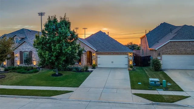 front view of house with a yard