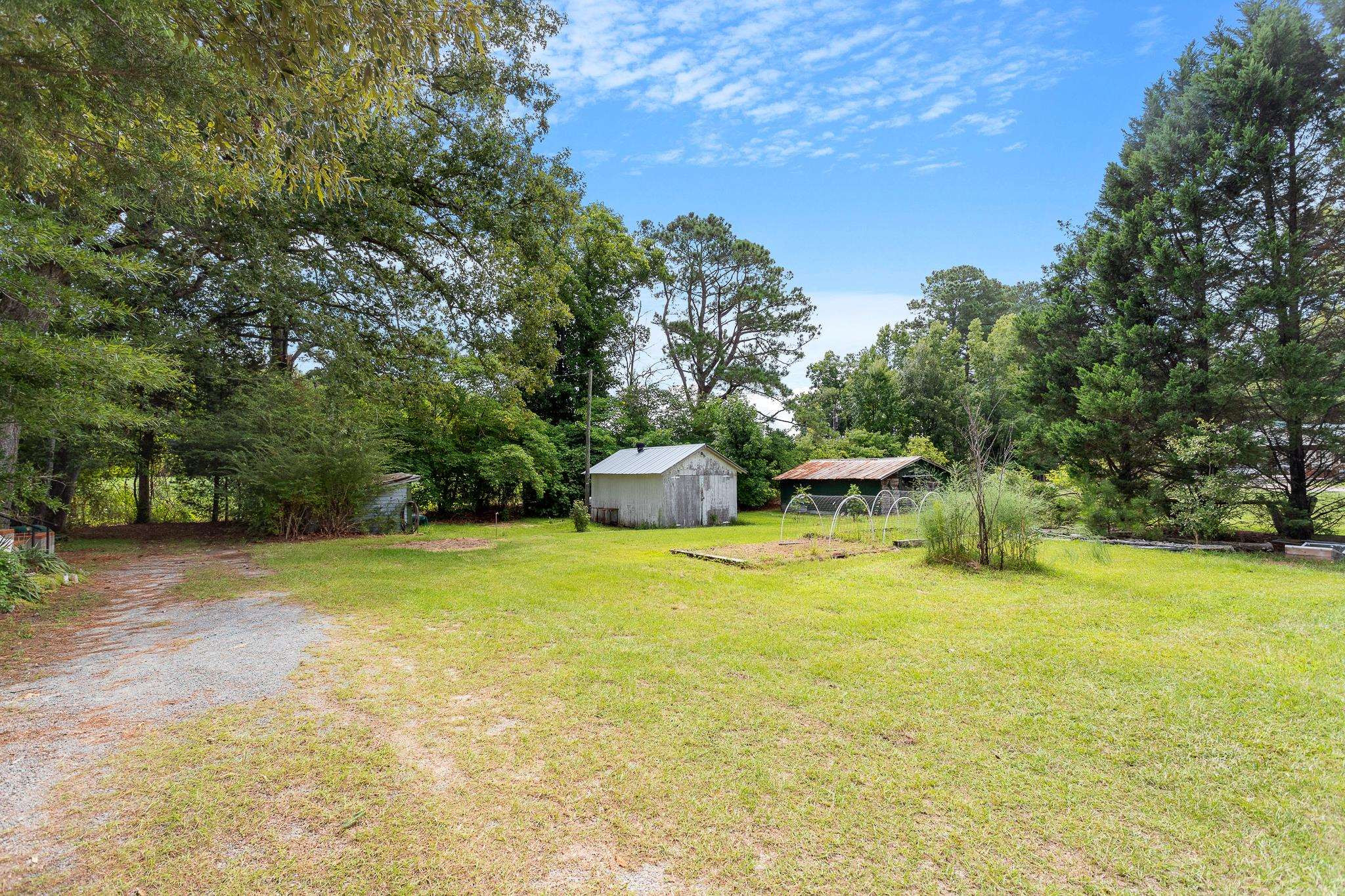 599 Federal Road Benson, NC 27504 - Photo 9 of 30 Shed 2